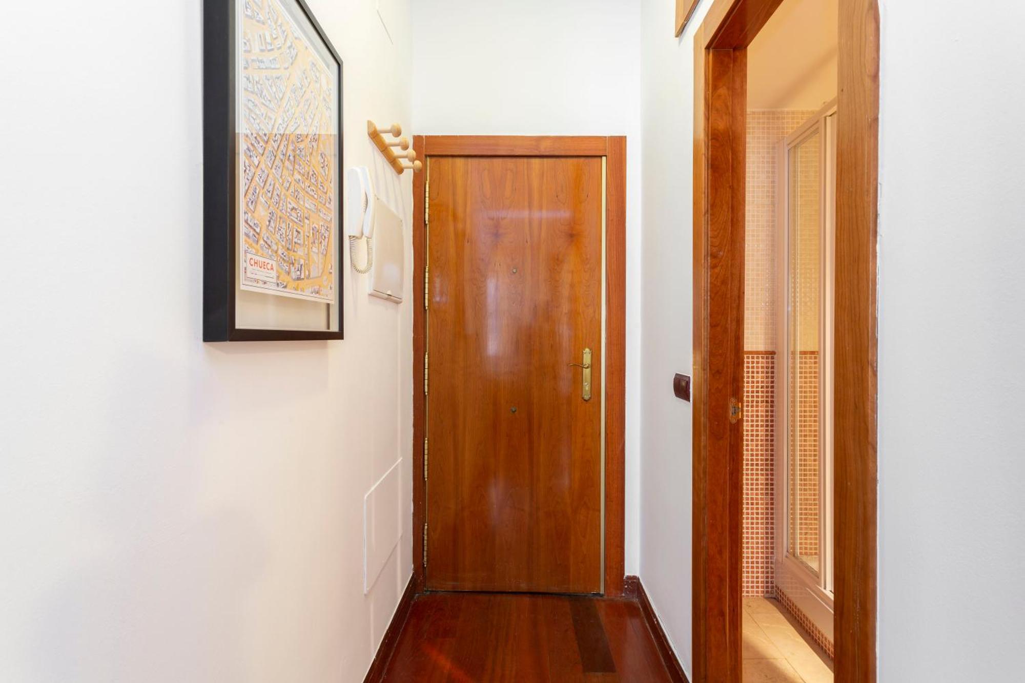 One Bedroom Apartment In Chueca Madryt Zewnętrze zdjęcie