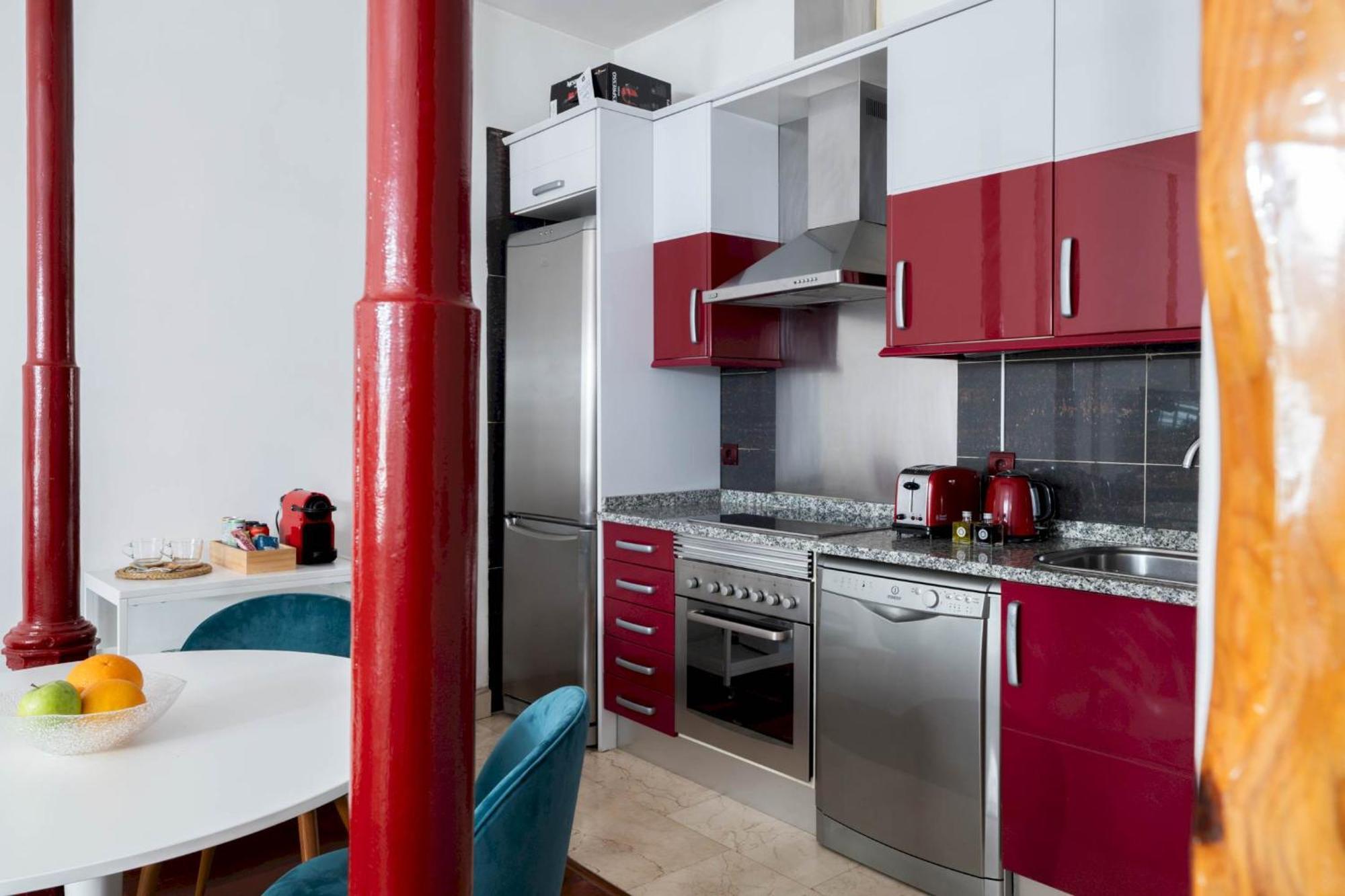 One Bedroom Apartment In Chueca Madryt Zewnętrze zdjęcie